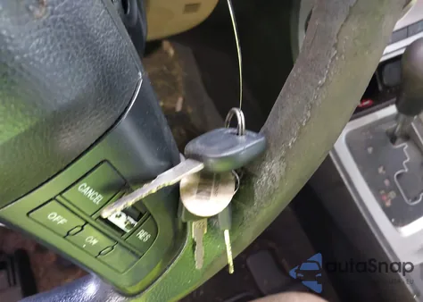 2011 Mazda Mazda3 I Touring z USA, uszkodzony, nr VIN JM1BL1VF8B1901052